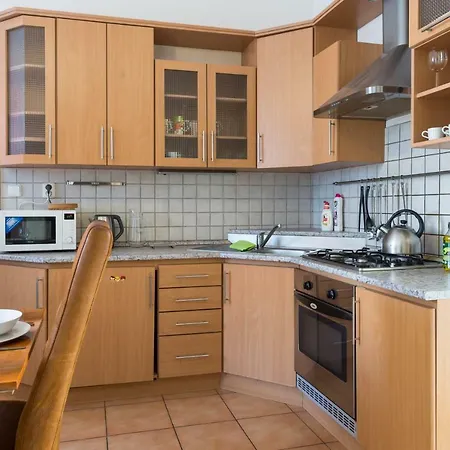 Indonesia Palace Apartment Brno